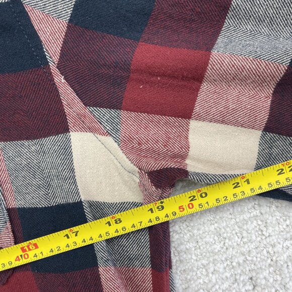 Lindbergh Shirt Mens L Red Flannel Plaid Long Sleeve Western Outdoors Button Up - Picture 6 of 12